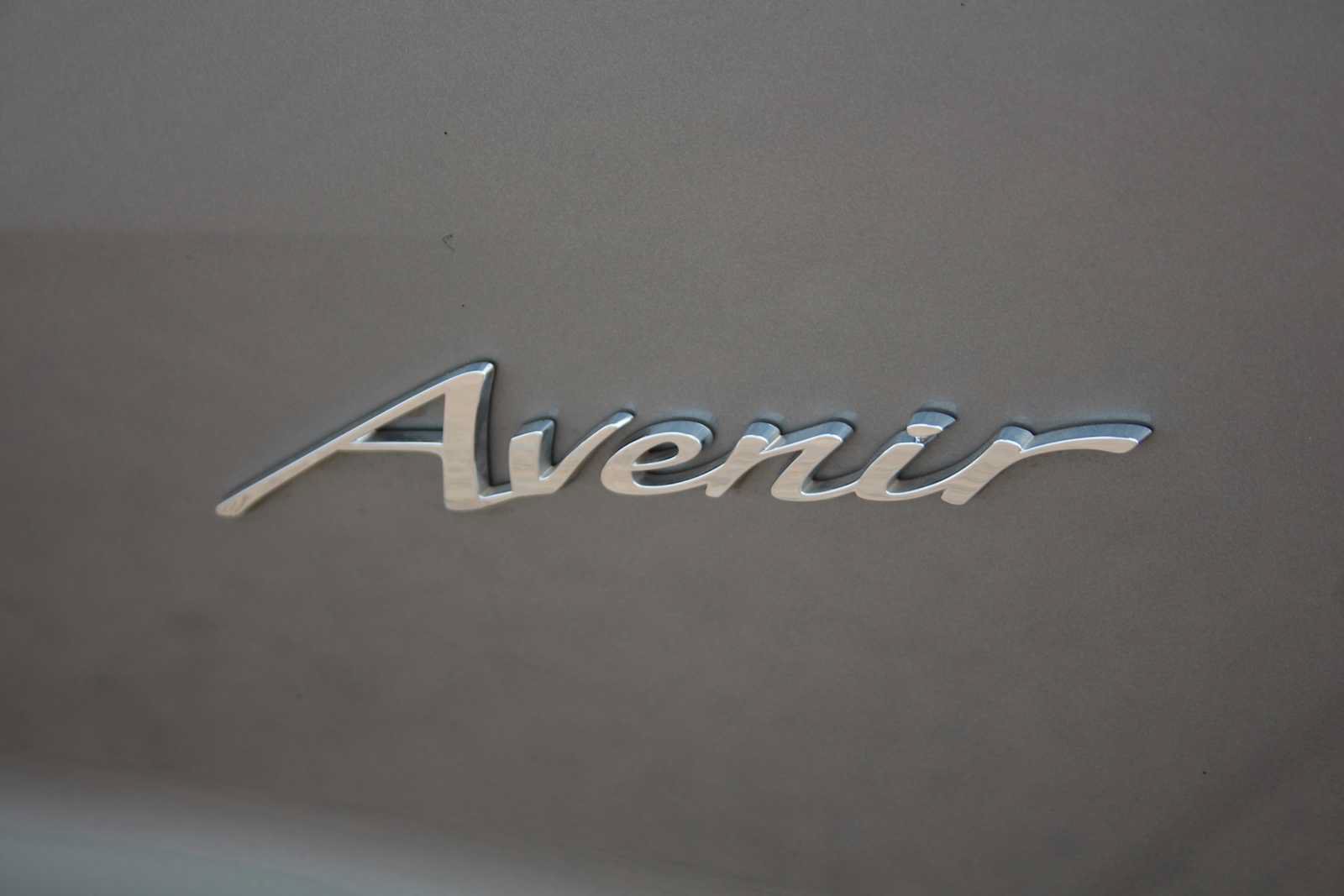 Used 2025 Buick Enclave Avenir AWD/4WD image 8