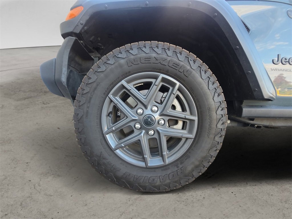 Used 2024 Jeep Wrangler Sport S image 14