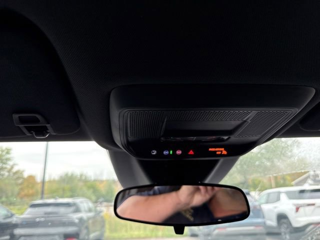 New 2025 Chevrolet Equinox EV LT w/ Comfort Package AWD/4WD image 20