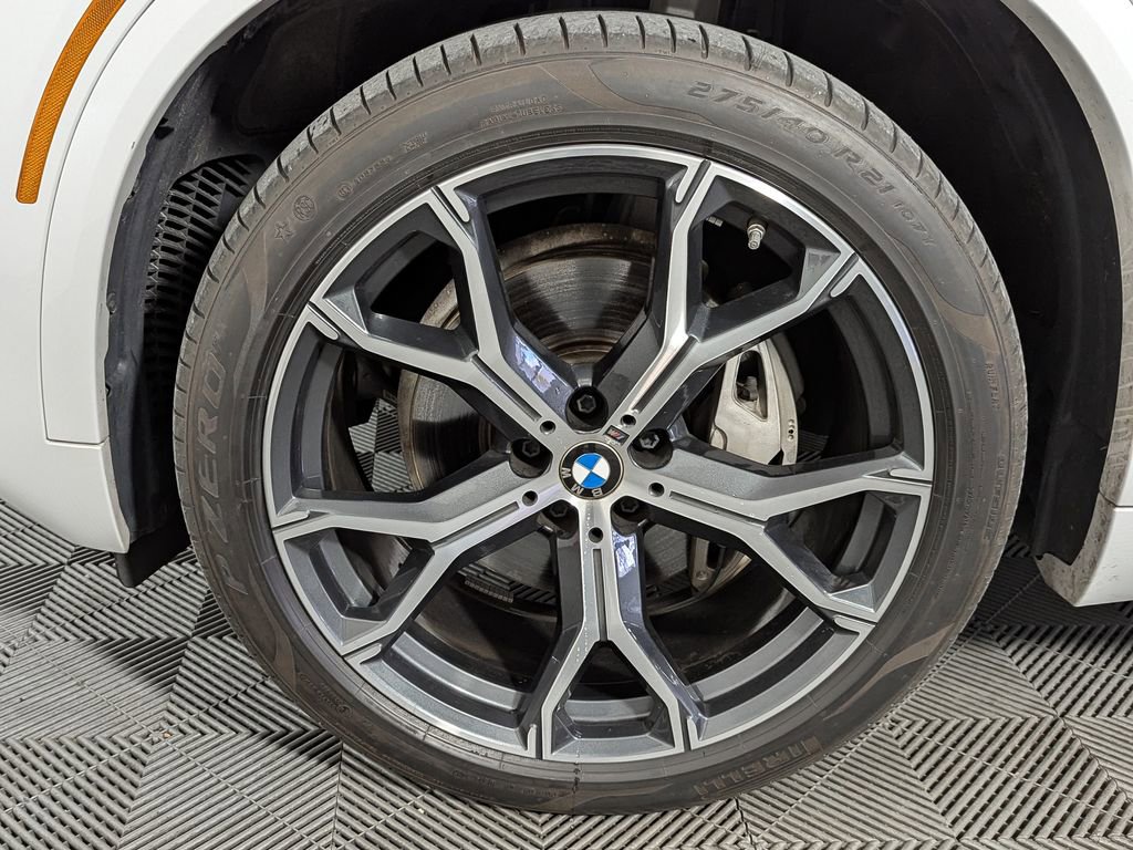 Certified 2024 BMW X5 xDrive40i w/ M Sport Package image 52