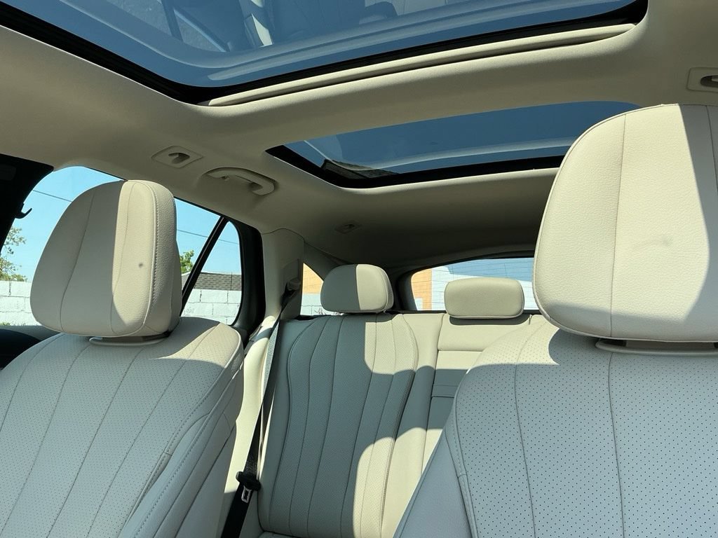 New 2026 Mercedes-Benz E 450 4MATIC All-Terrain Wagon image 12