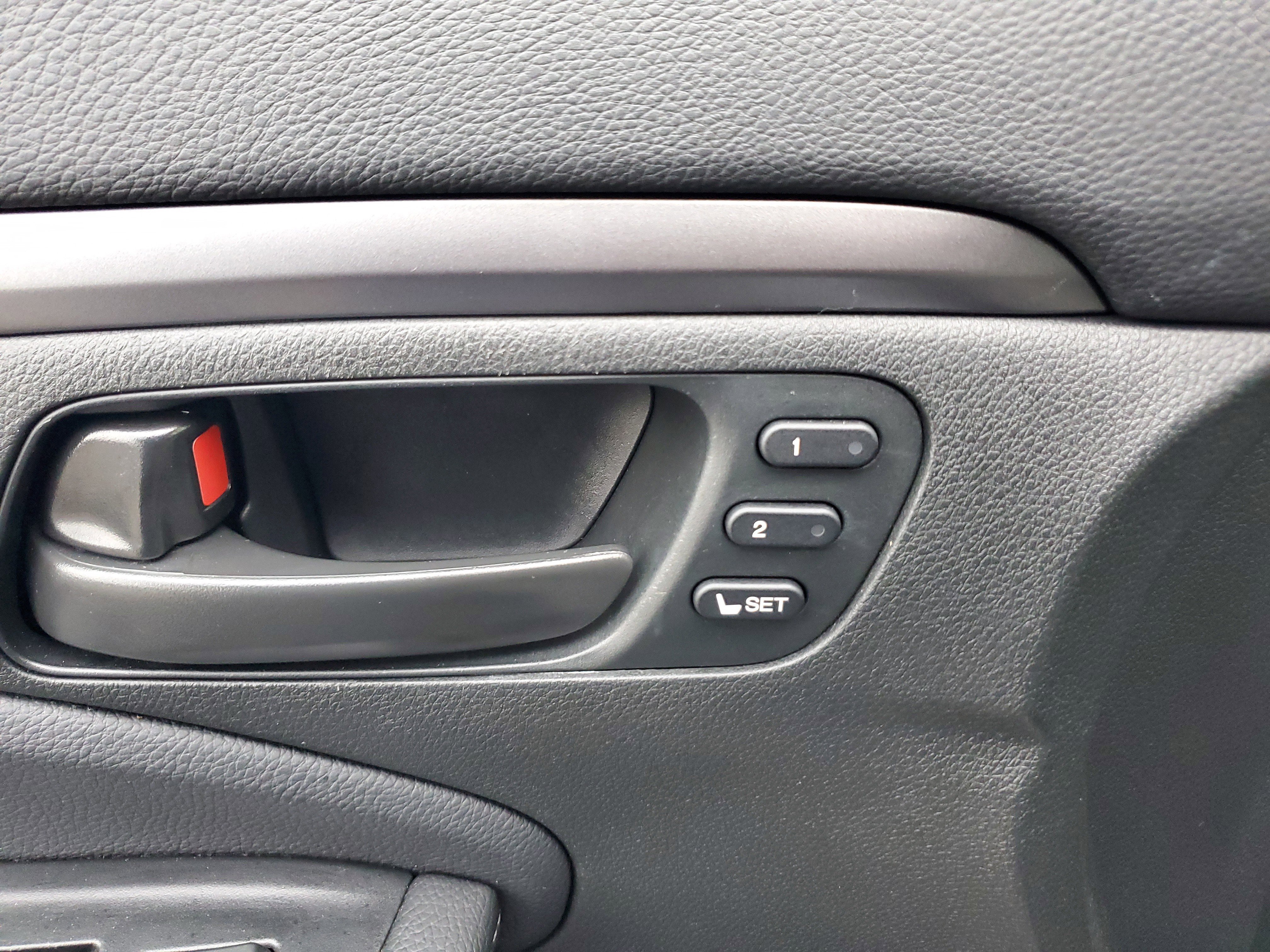 Used 2023 Honda Passport EX-L image 29