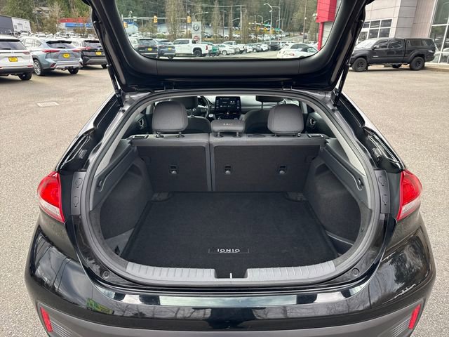 Used 2022 Hyundai Ioniq SE image 13