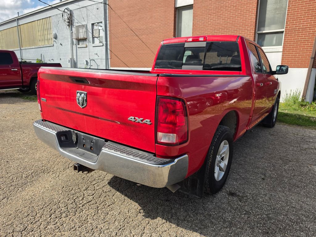 Used 2017 RAM 1500 Classic SLT AWD/4WD image 2