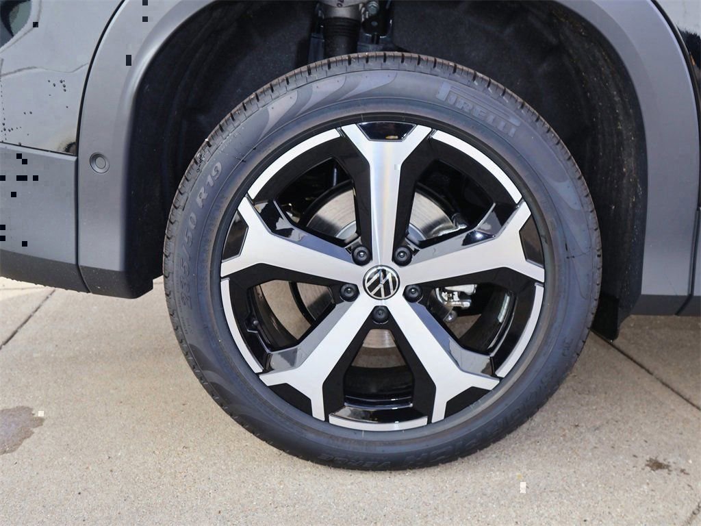 New 2026 Volkswagen Tiguan SE AWD/4WD image 9