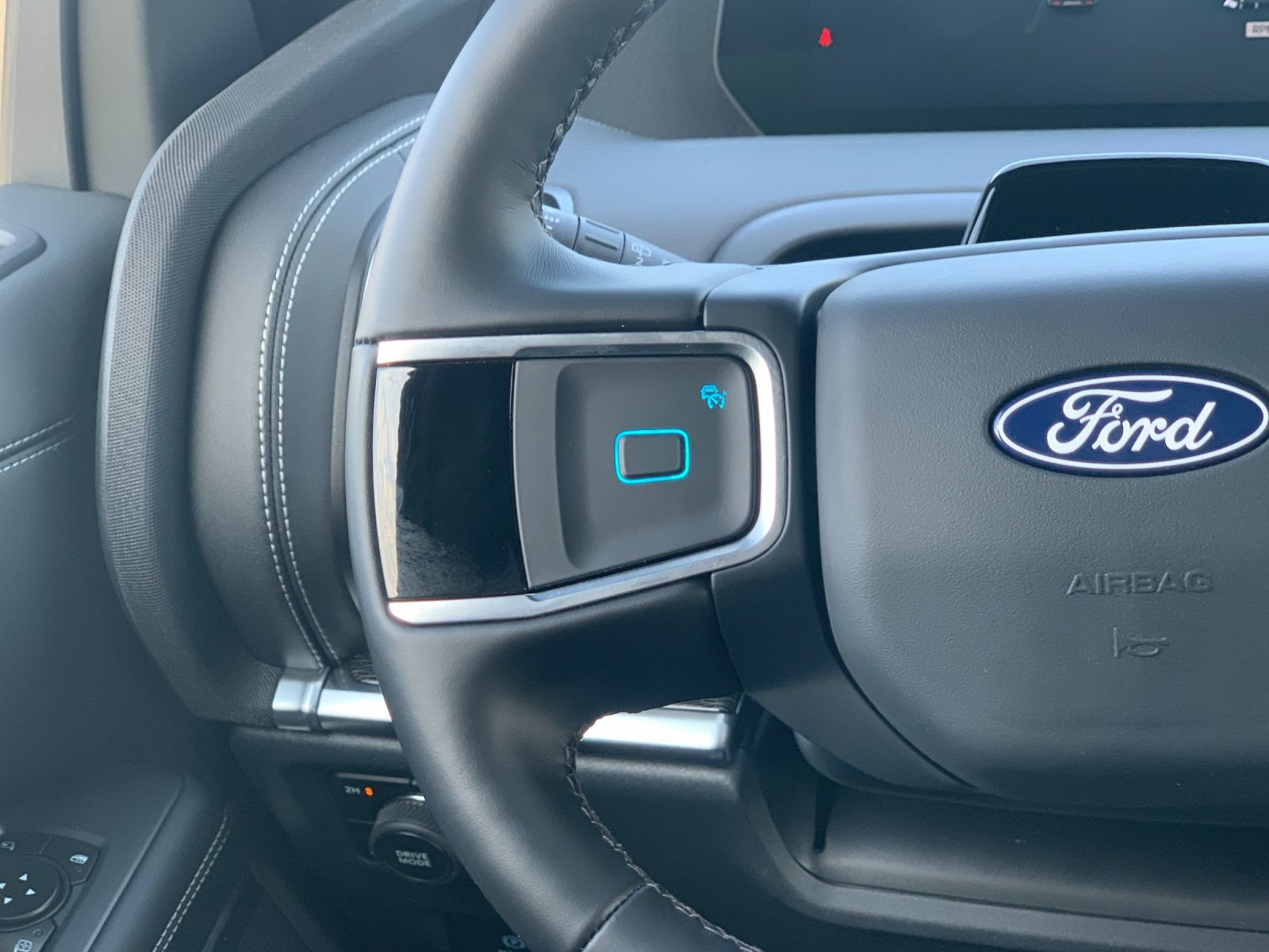 New 2027 Ford Expedition Platinum w/ Stealth Performance Package AWD/4WD image 27