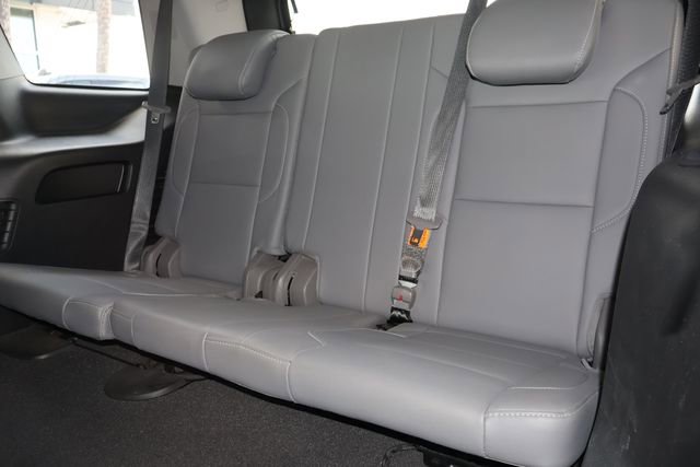 Used 2020 Chevrolet Tahoe LT w/ Luxury Package RWD image 15