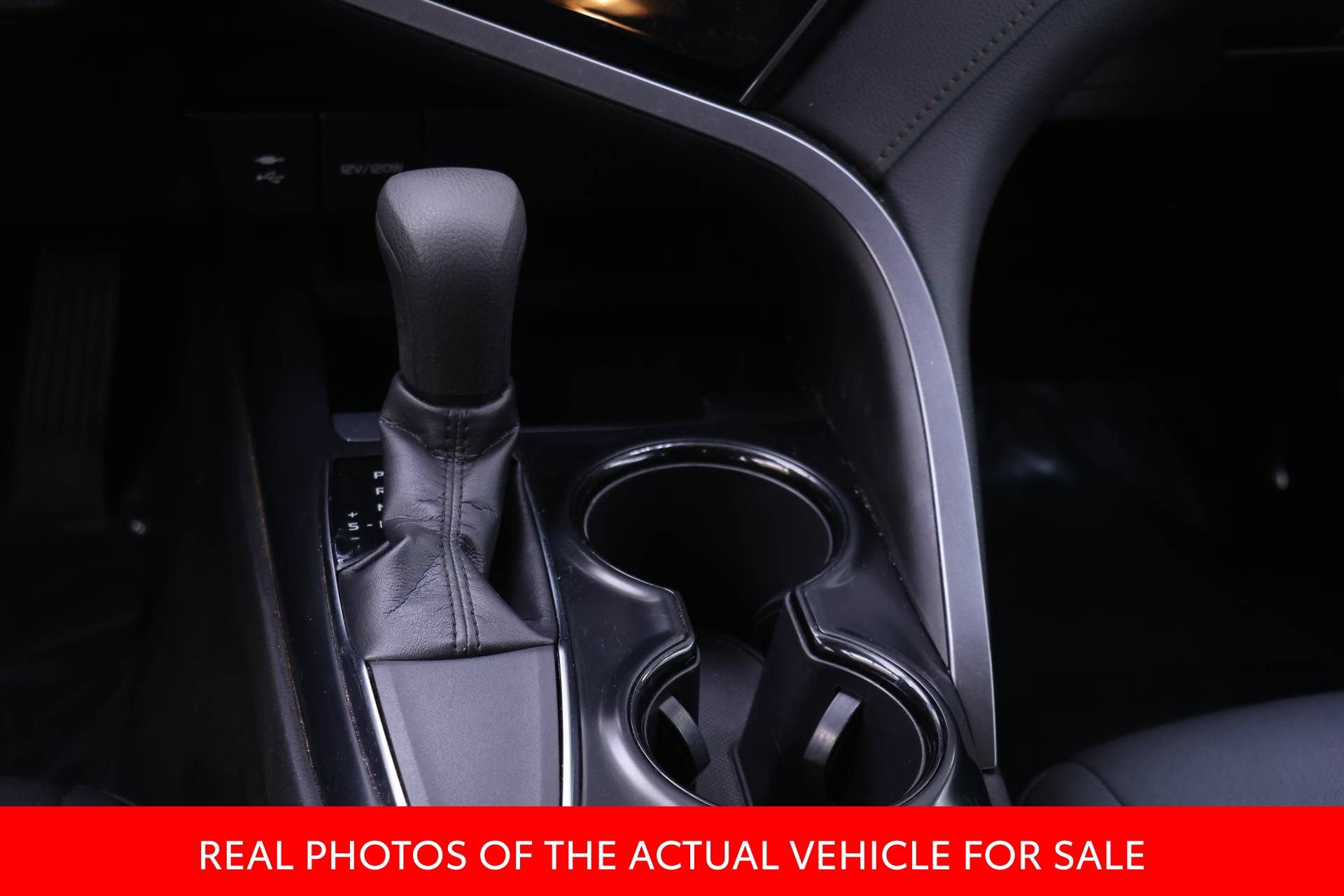 Certified 2019 Toyota Camry LE FWD image 14