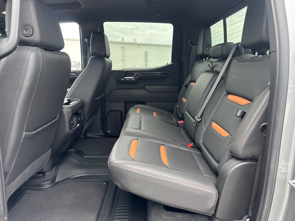 Used 2023 GMC Sierra 1500 AT4 w/ AT4 Premium Package AWD/4WD image 15