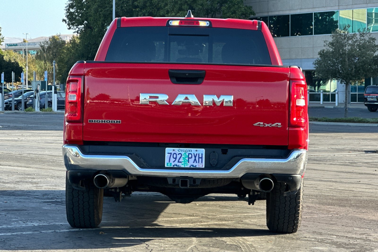 Used 2025 RAM 1500 Big Horn AWD/4WD image 5