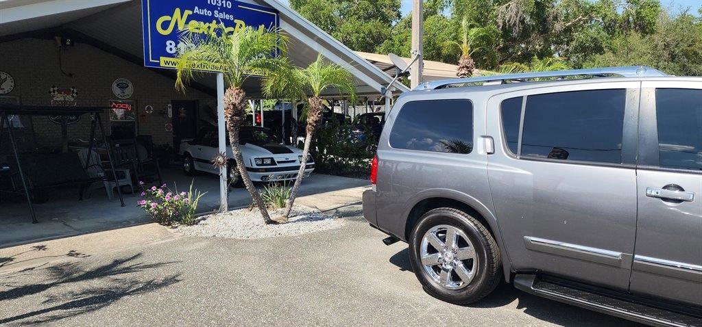 Used 2013 Nissan Armada Platinum RWD image 9