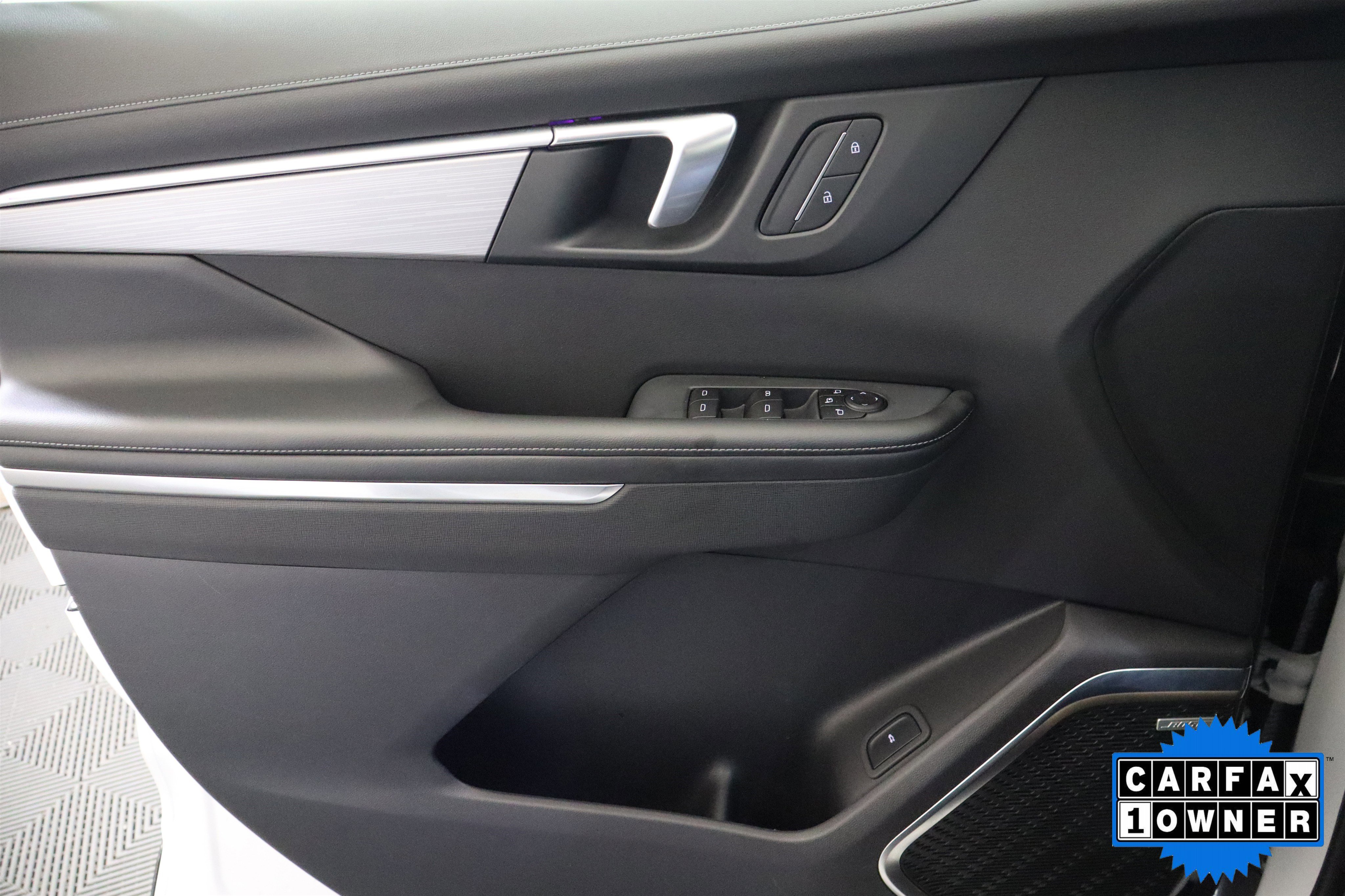 Used 2025 Buick Enclave Preferred image 34