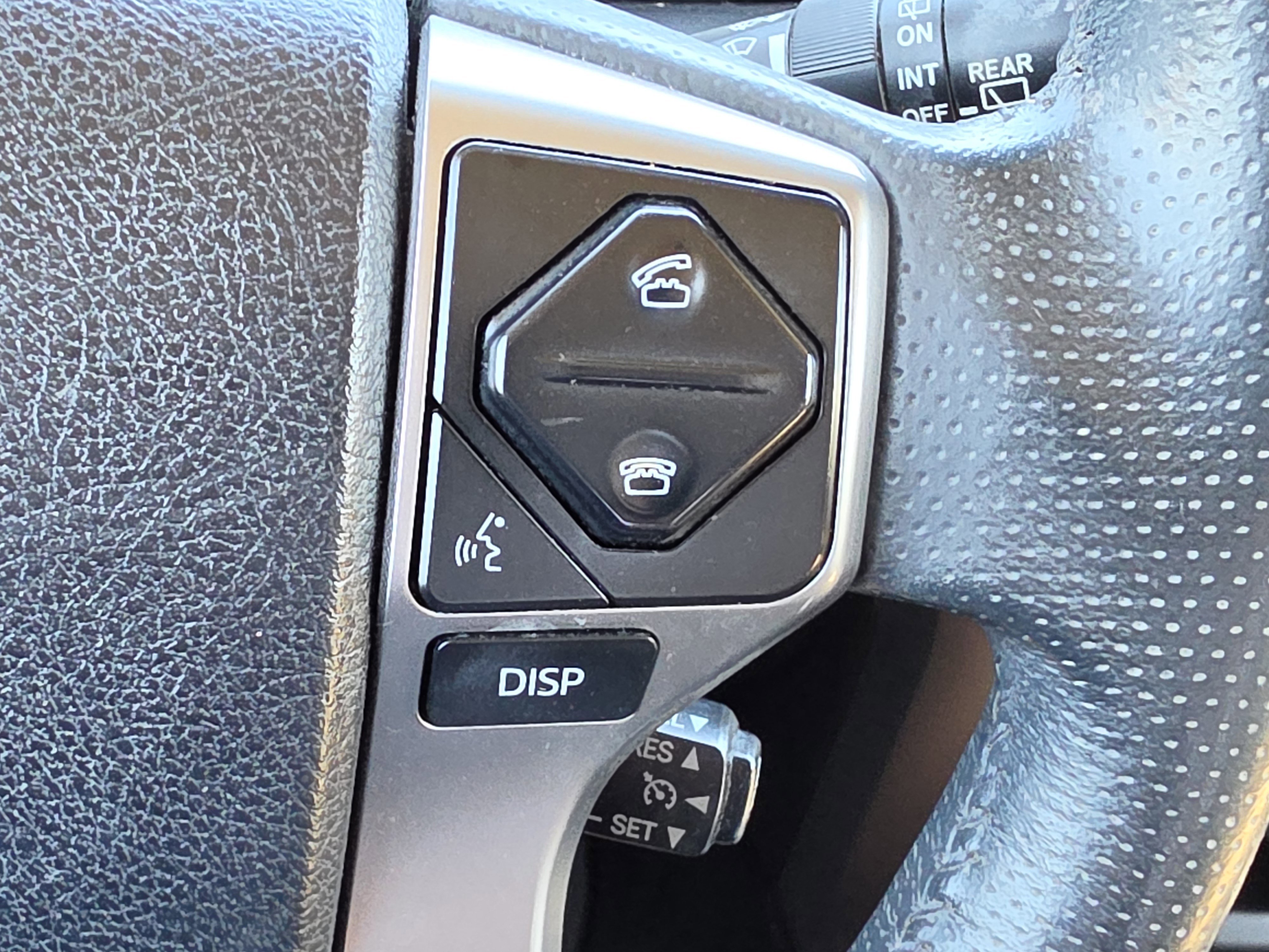 Used 2015 Toyota 4Runner Limited RWD image 19