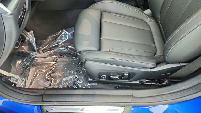Used 2025 BMW M440i image 33
