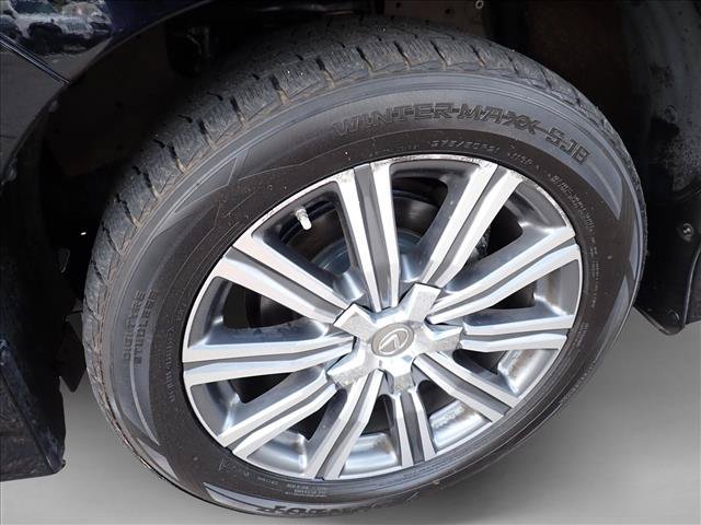 Used 2017 Lexus LX 570 4WD w/ Luxury Package image 7