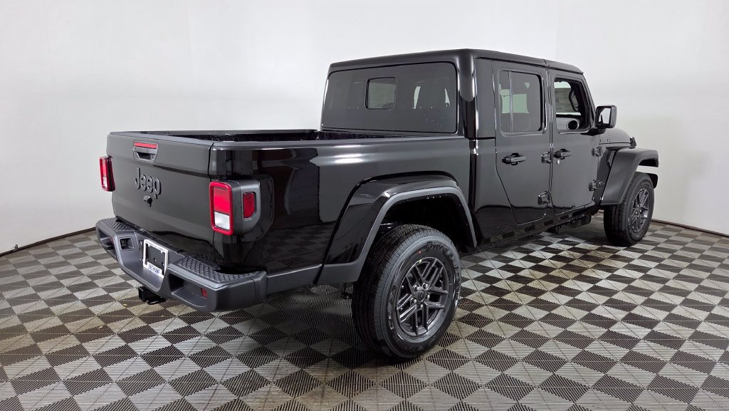 New 2026 Jeep Gladiator Sport AWD/4WD image 7