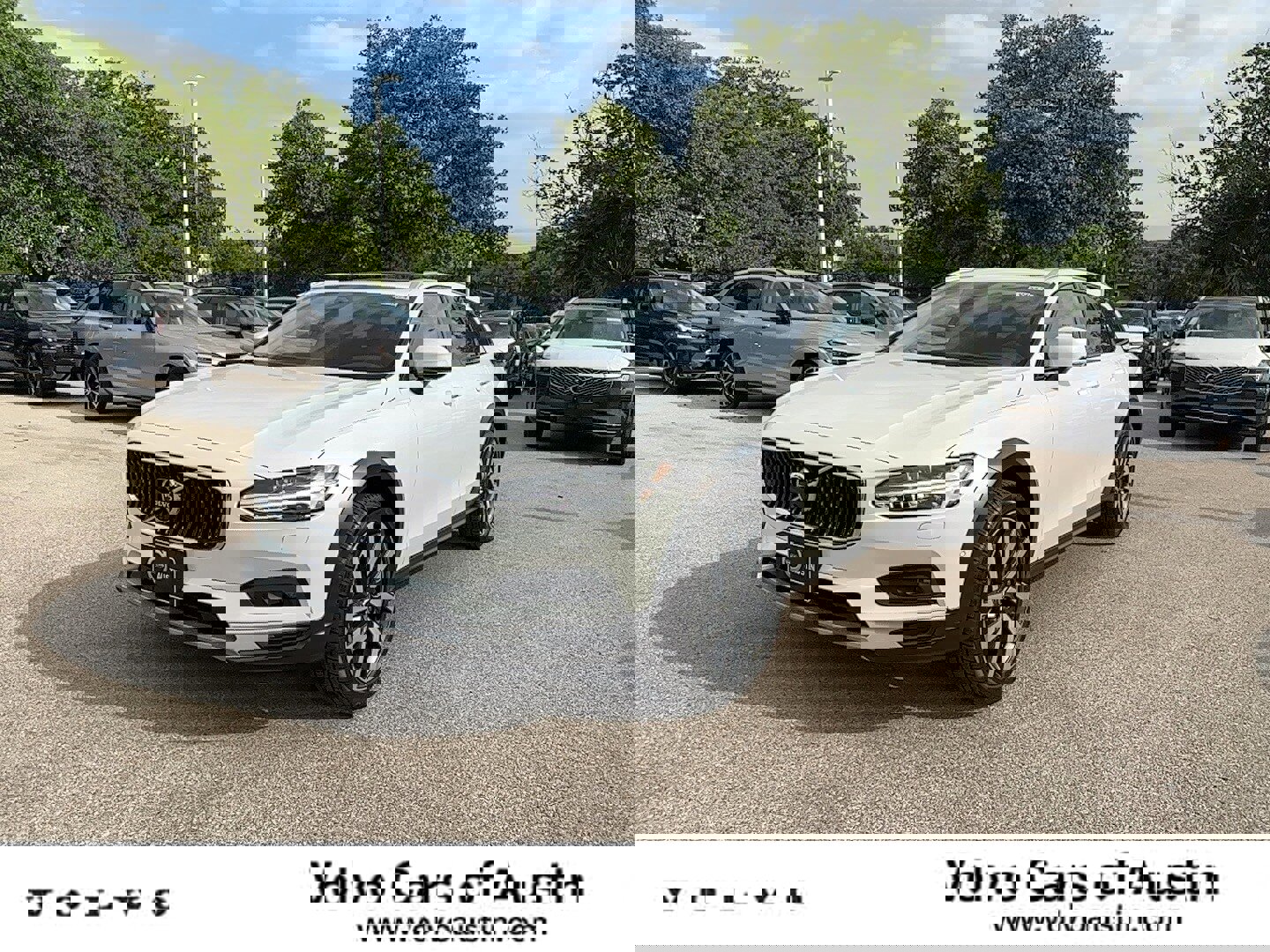 New 2025 Volvo V90 B6 Cross Country Plus w/ Protection Package Premier image 1