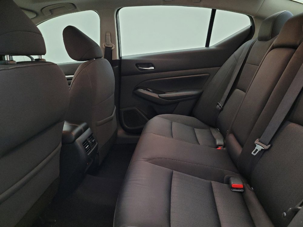 Used 2020 Nissan Altima 2.5 SV image 18