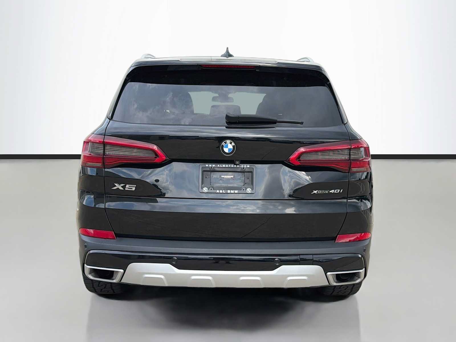 Used 2020 BMW X5 xDrive40i w/ Convenience Package AWD/4WD image 4