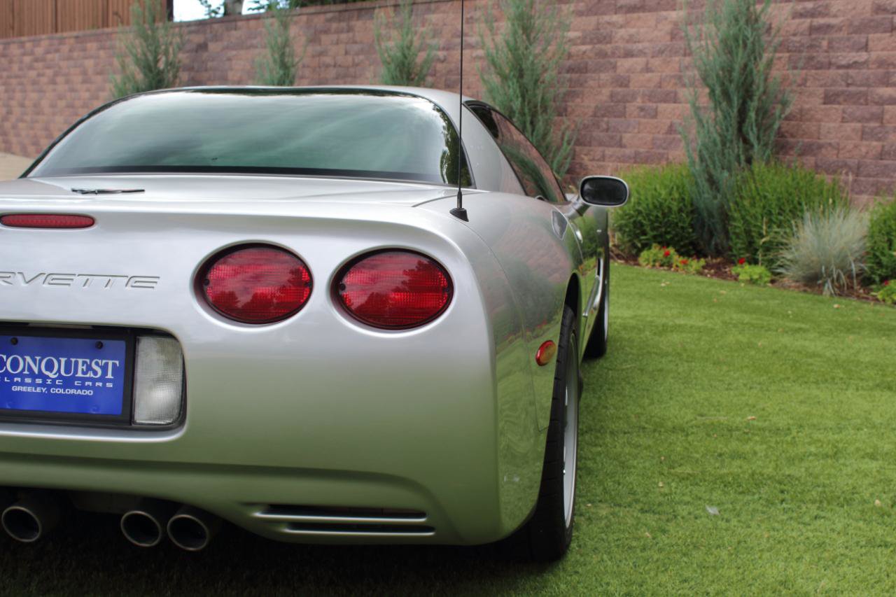 Used 2004 Chevrolet Corvette Z06 w/ Memory Package RWD image 18