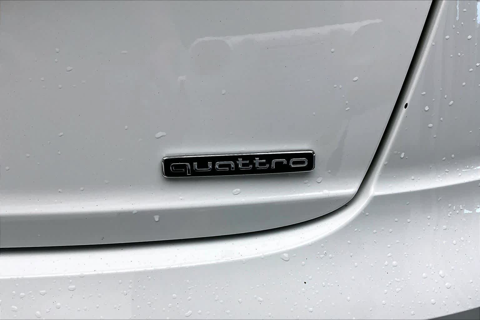 Used 2023 Audi Q8 Premium Plus AWD/4WD image 10