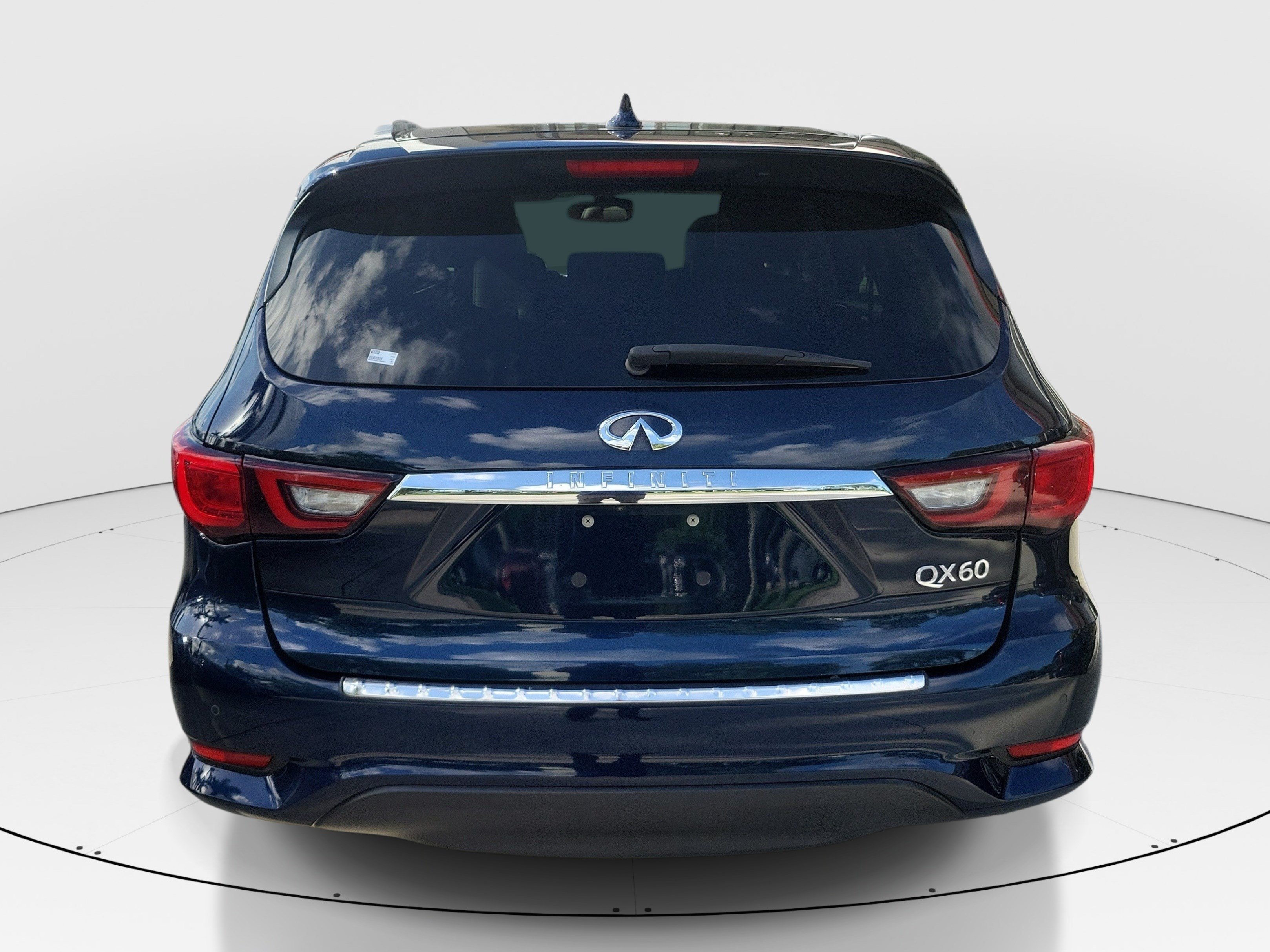 Used 2020 INFINITI QX60 Luxe w/ Essential Package FWD image 6