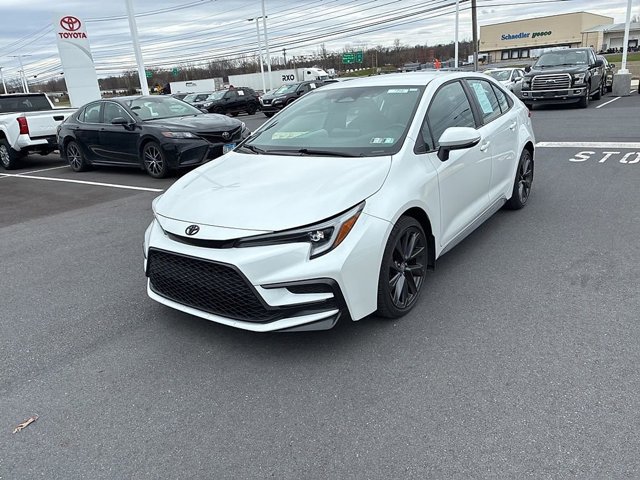 Used 2023 Toyota Corolla SE image 18
