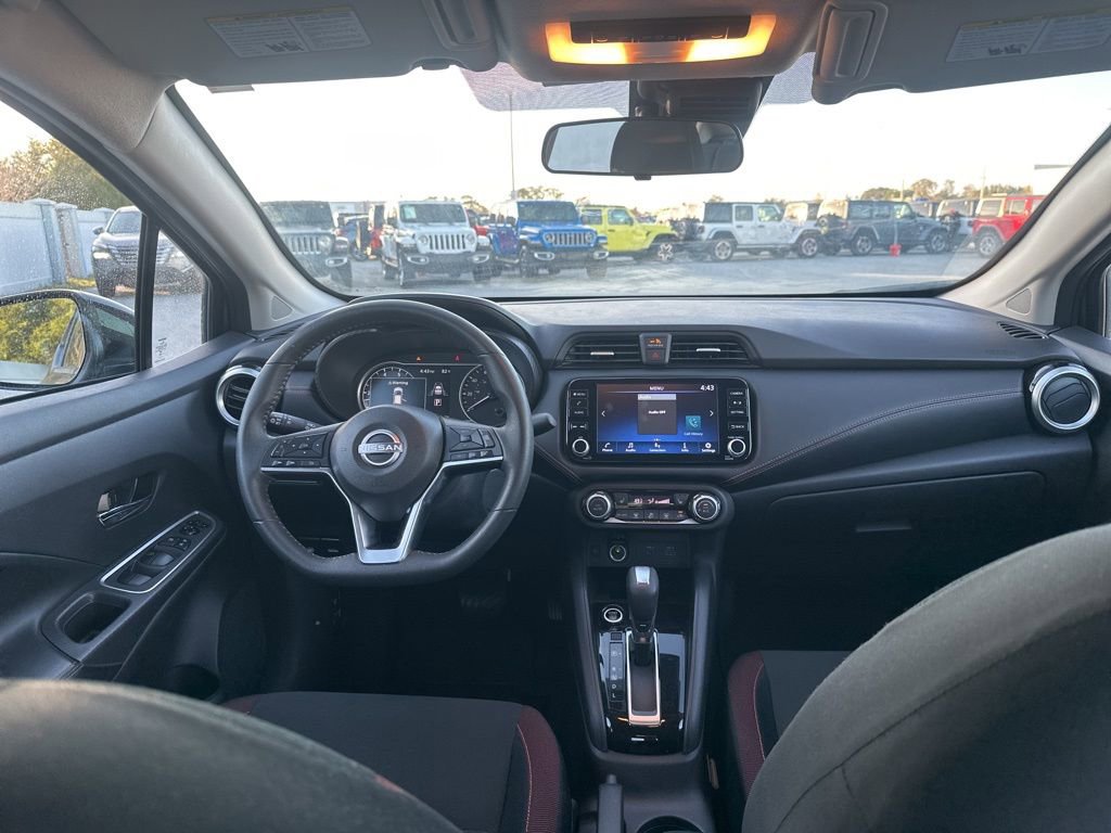 Used 2024 Nissan Versa SR image 12