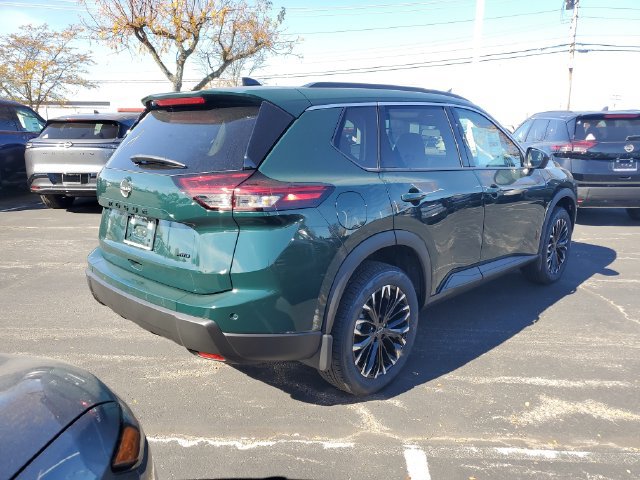 New 2027 Nissan Rogue Dark Armor AWD/4WD image 7