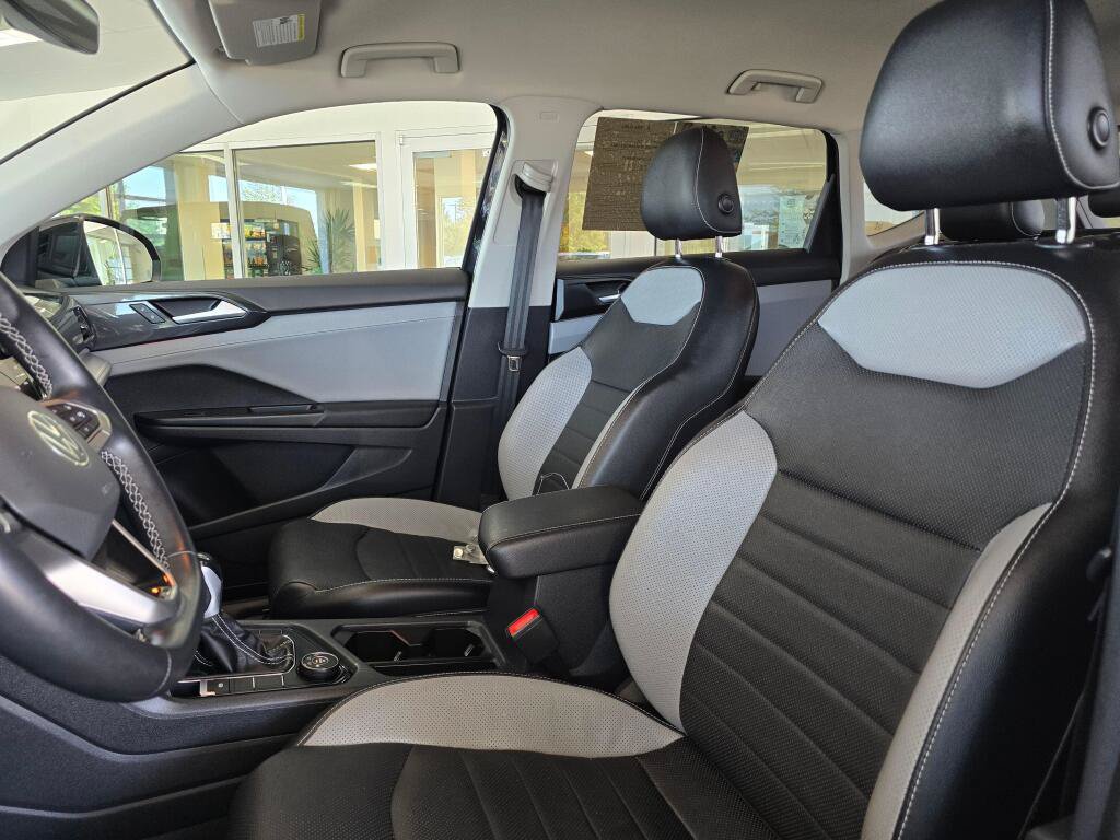Used 2022 Volkswagen Taos SEL AWD/4WD image 19