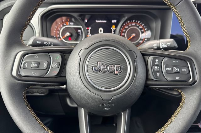 New 2025 Jeep Gladiator Sport AWD/4WD image 23