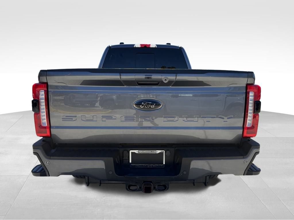 Used 2024 Ford F250 Lariat w/ Black Appearance Package image 7