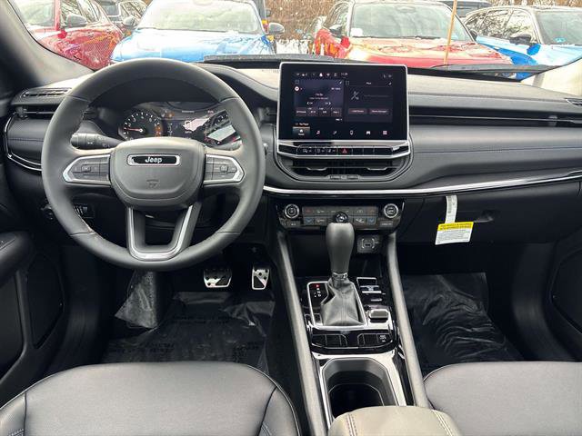 New 2026 Jeep Compass Latitude image 7