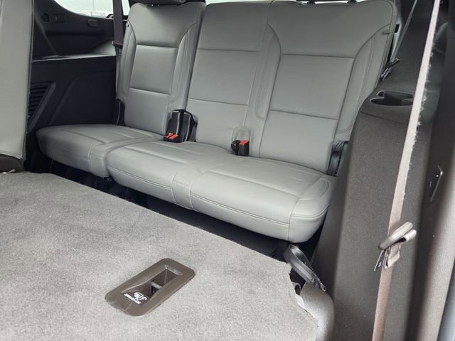 Certified 2024 Chevrolet Tahoe Z71 w/ Luxury Package AWD/4WD image 12