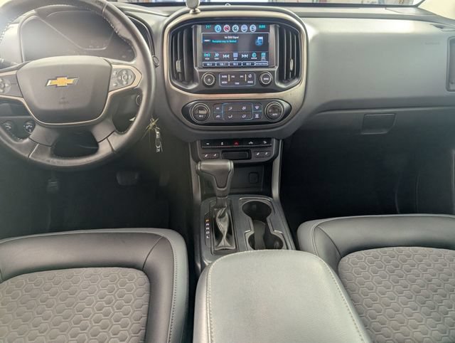 Used 2018 Chevrolet Colorado Z71 AWD/4WD image 23