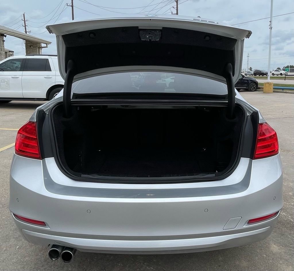 Used 2015 BMW 328i Sedan RWD image 12