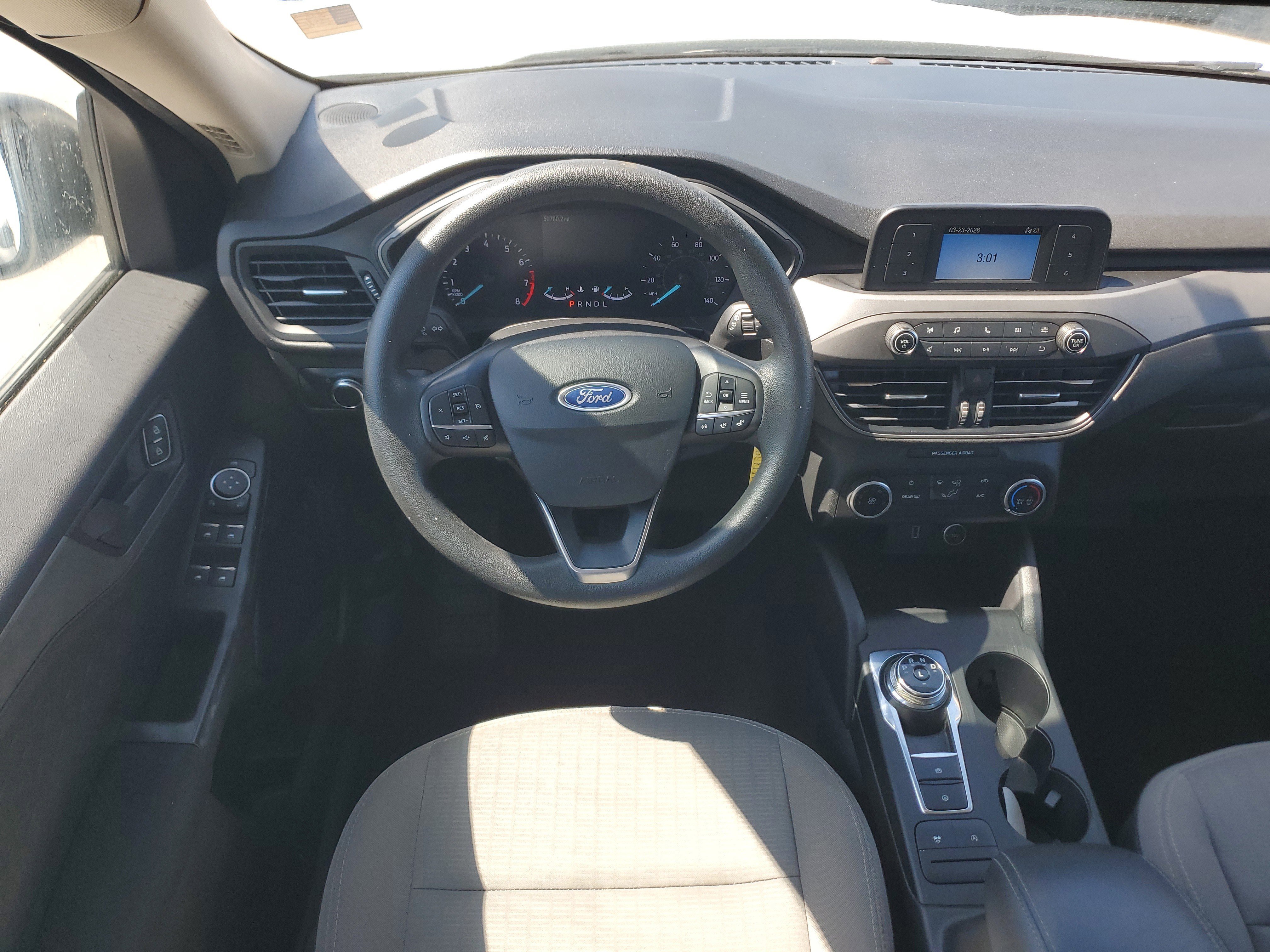 Used 2020 Ford Escape S image 18
