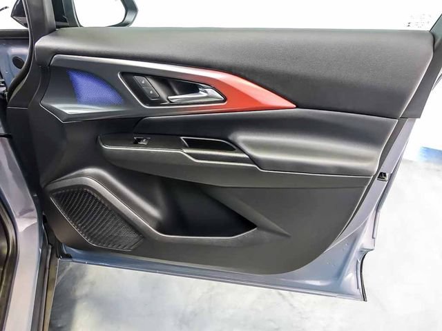 Certified 2024 Chevrolet Equinox EV RS FWD image 31