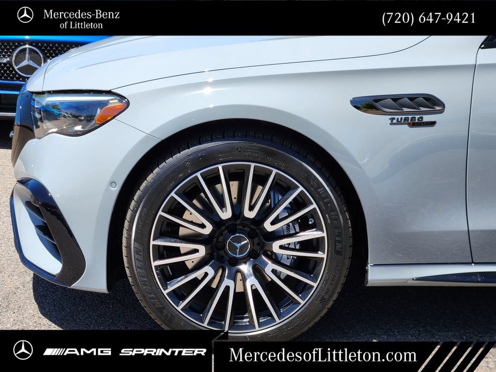 New 2026 Mercedes-Benz E 53 AMG e 4MATIC Sedan image 9