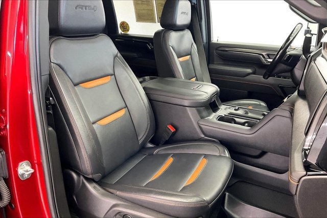 Used 2025 GMC Sierra 3500 AT4 w/ AT4 Premium Plus Package AWD/4WD image 5
