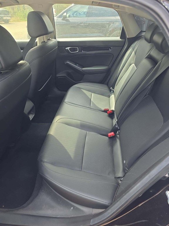 Used 2024 Honda Civic Touring image 4
