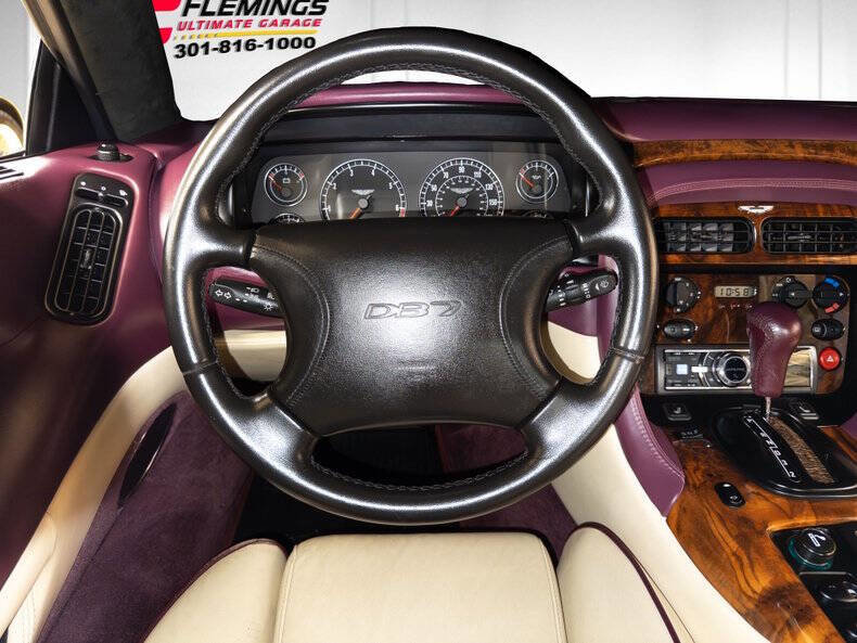 Used 1998 Aston Martin DB7 Volante image 12