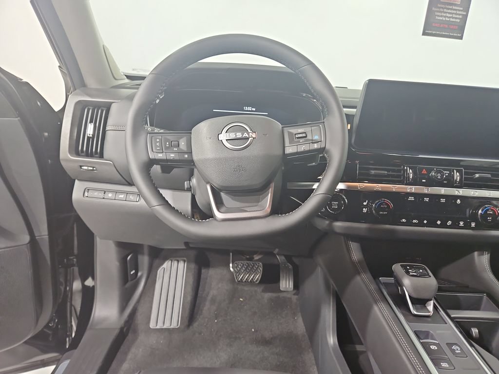 New 2026 Nissan Pathfinder Platinum w/ Cargo Package AWD/4WD image 14