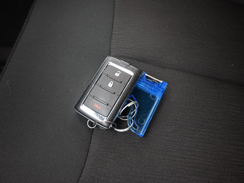 Used 2023 Jeep Grand Cherokee L Laredo AWD/4WD image 63