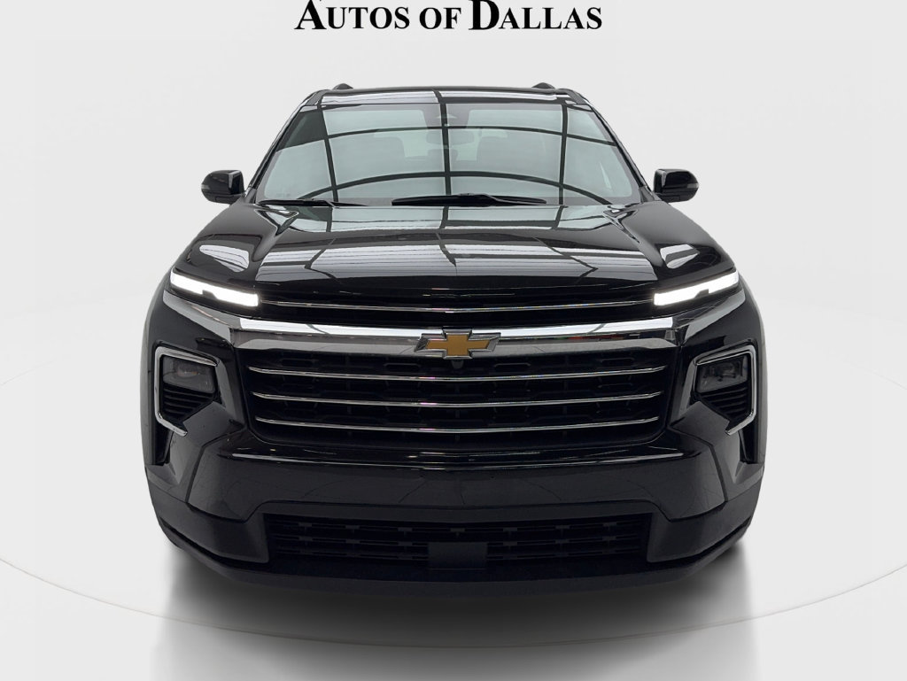 Used 2025 Chevrolet Traverse LT AWD/4WD image 4