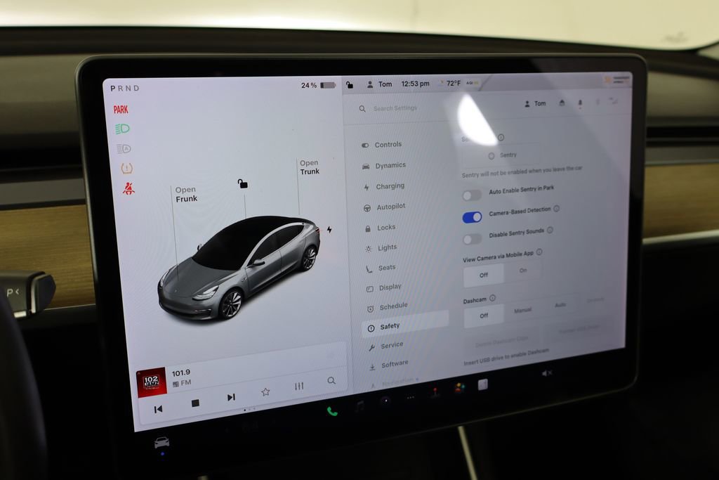 Used 2018 Tesla Model 3 Long Range image 31