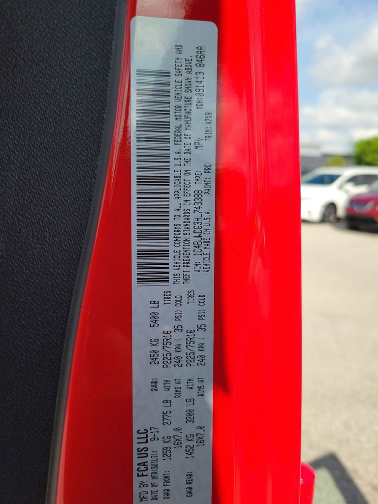 Used 2017 Jeep Wrangler Unlimited Sport AWD/4WD image 33