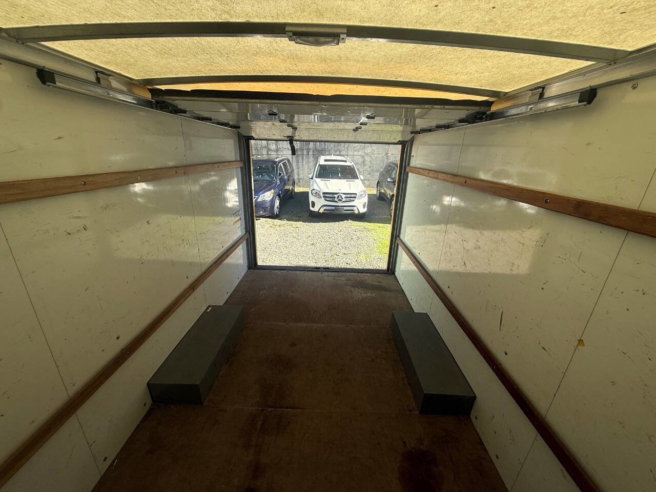 Used 2015 GMC Savana 3500 image 10