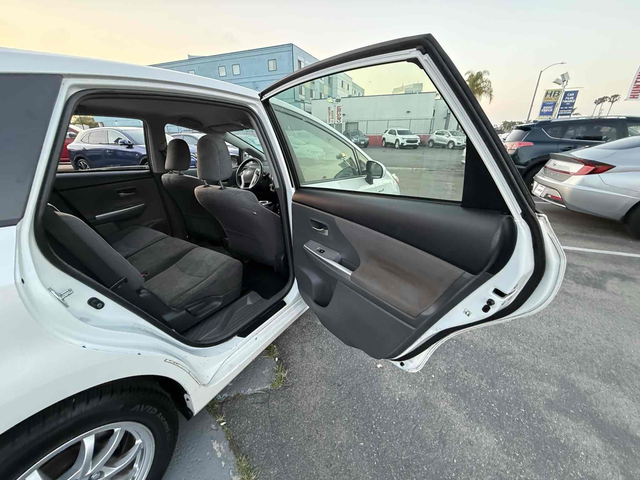 Used 2014 Toyota Prius V Two FWD image 29