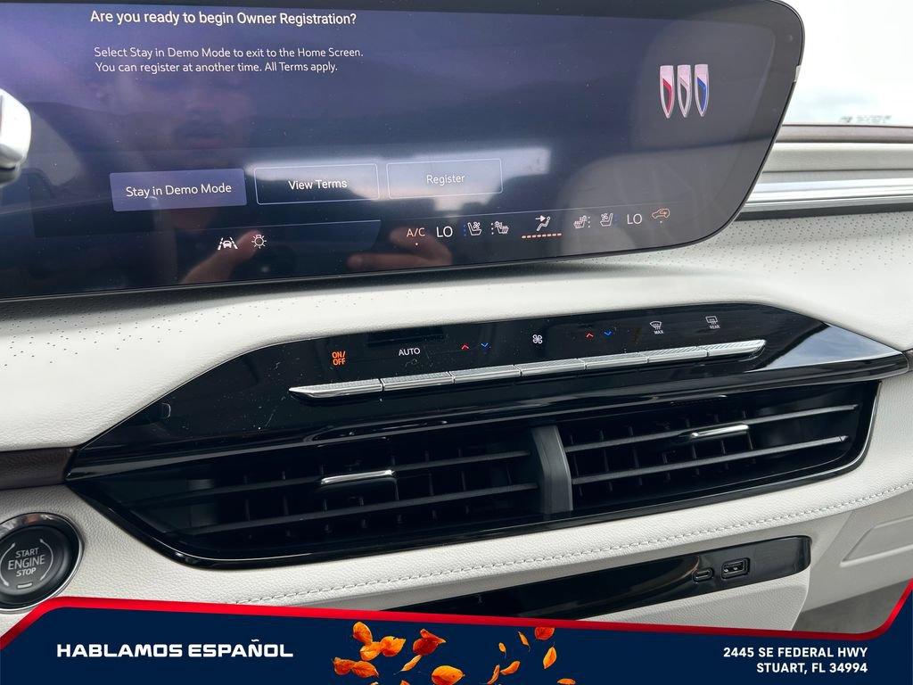 New 2026 Buick Enclave Avenir w/ Super Cruise Package AWD/4WD image 30
